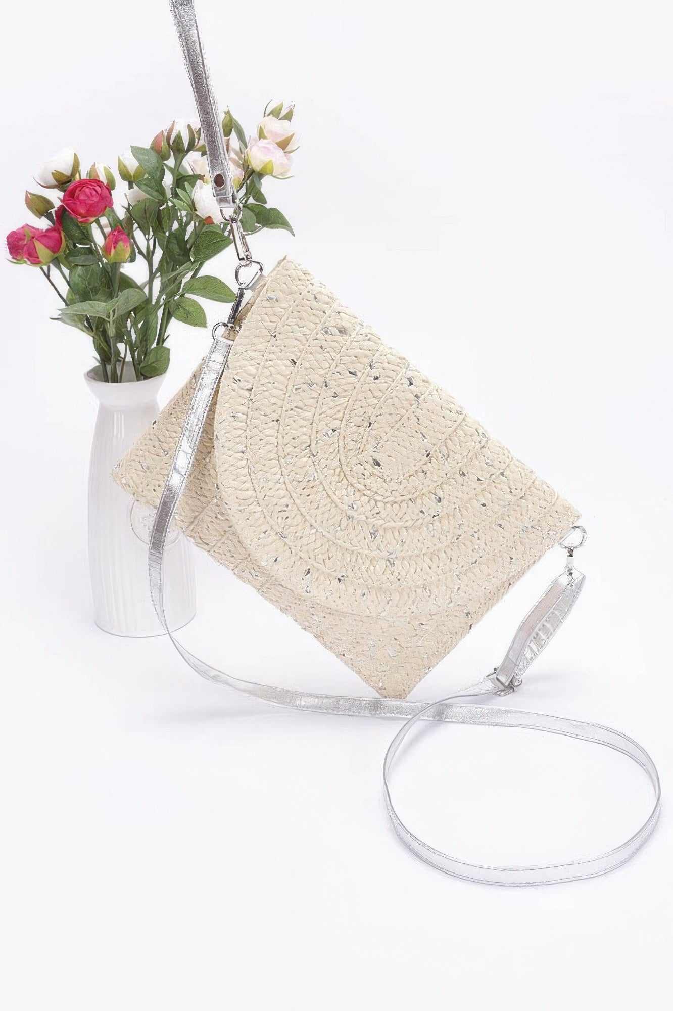 Metallic Faux Straw Envelope Clutch - JUST - JEN BOUTIQUE