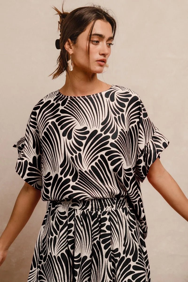 BiBi Print Woven Ruffled Sleeves Top - JUST - JEN BOUTIQUE