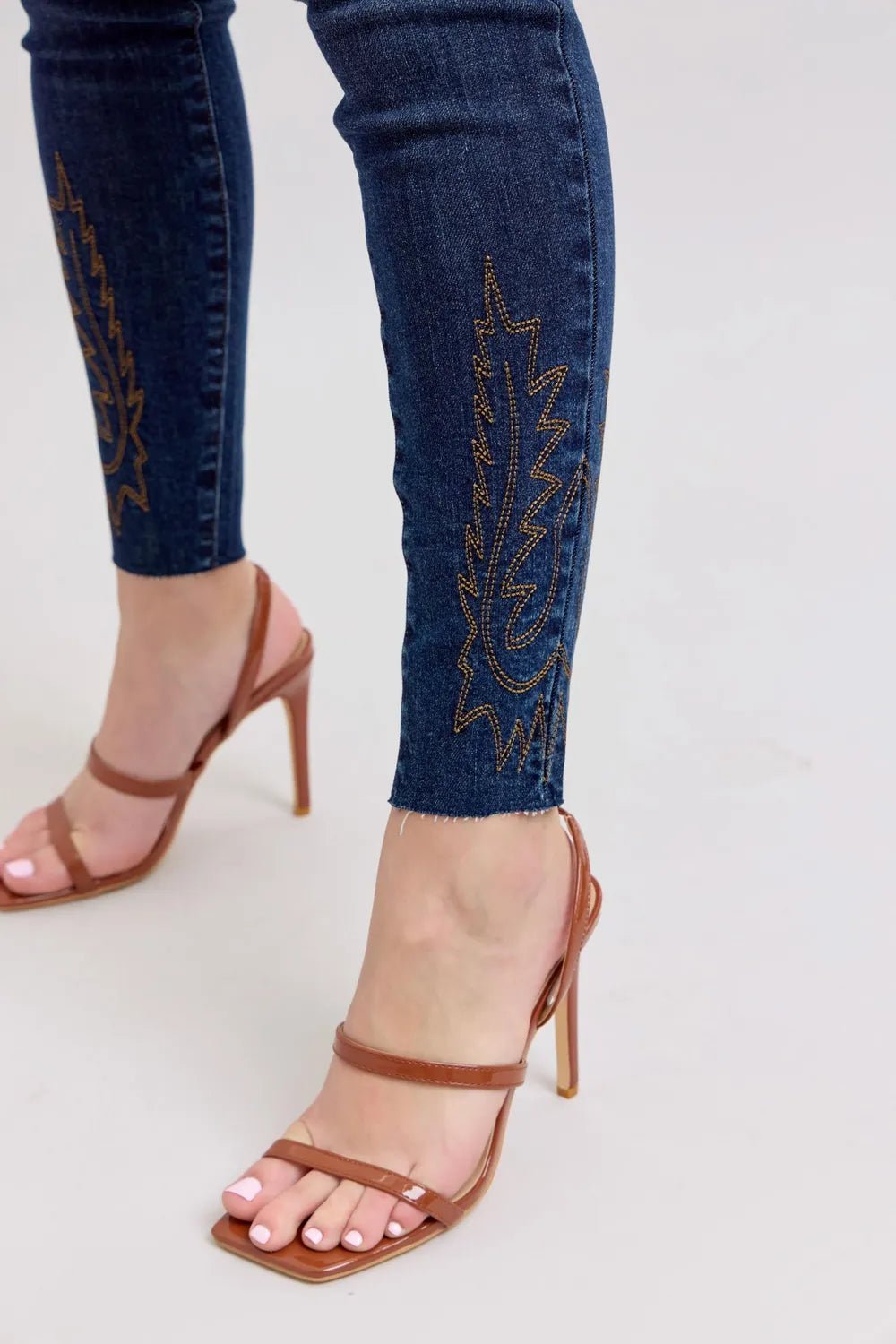 Judy Blue Full Size Embroidered High Rise Skinny Jeans Plus Size - JUST - JEN BOUTIQUE
