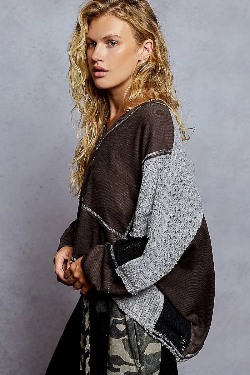 POL High - Low Hem Contrast Stitching V - Neck Top - JUST - JEN BOUTIQUE