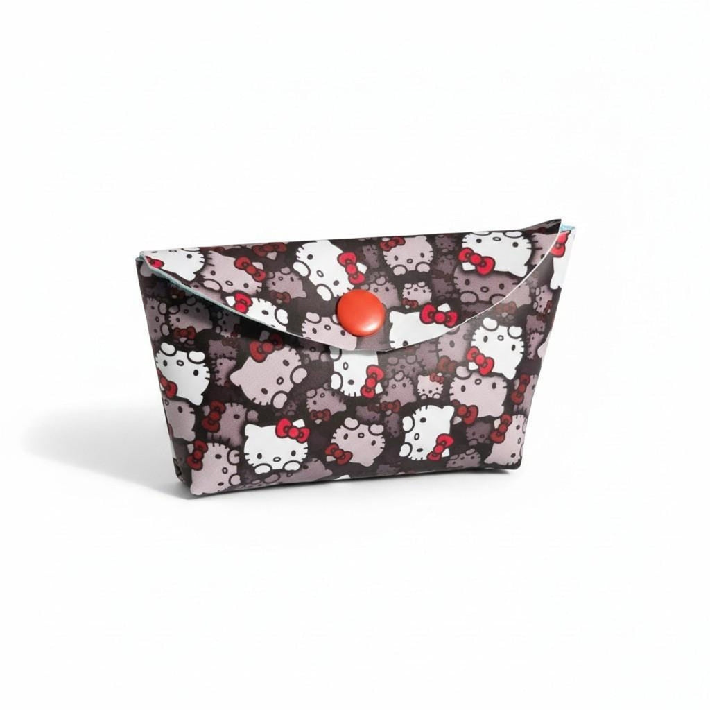 Hello Kitty 2-Piece Accessory Set Crossbody Bag & Pouch Kawaii Bag Set