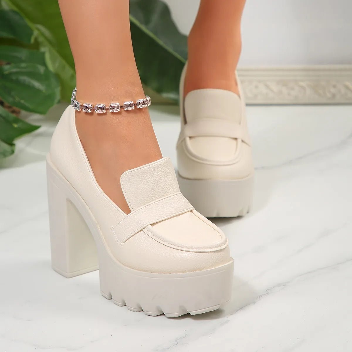 Round Toe Block Heels Pumps - JUST - JEN BOUTIQUE