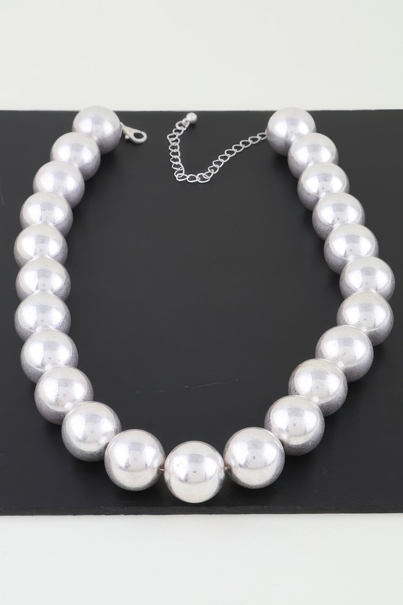 Shiny Statement Beaded Necklace - JUST - JEN BOUTIQUE