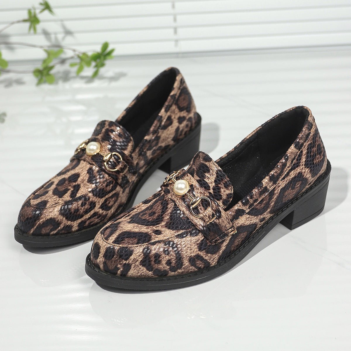 Round Toe Block Heel Loafers - JUST - JEN BOUTIQUE