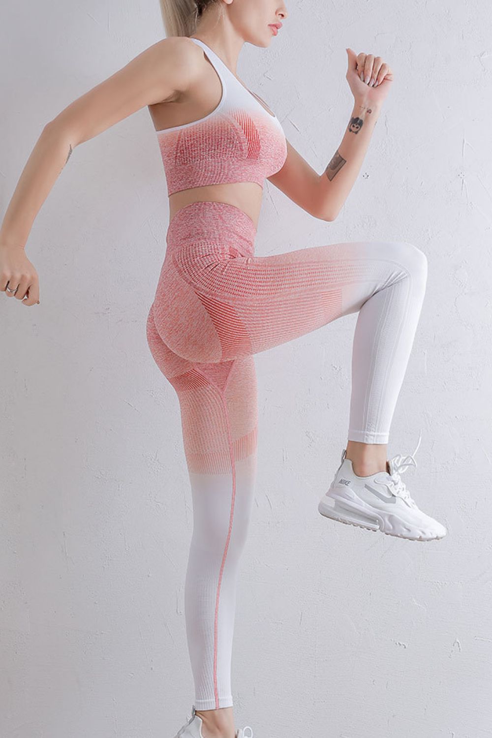 Gradient Sports Bra and Leggings Set - JUST - JEN BOUTIQUE