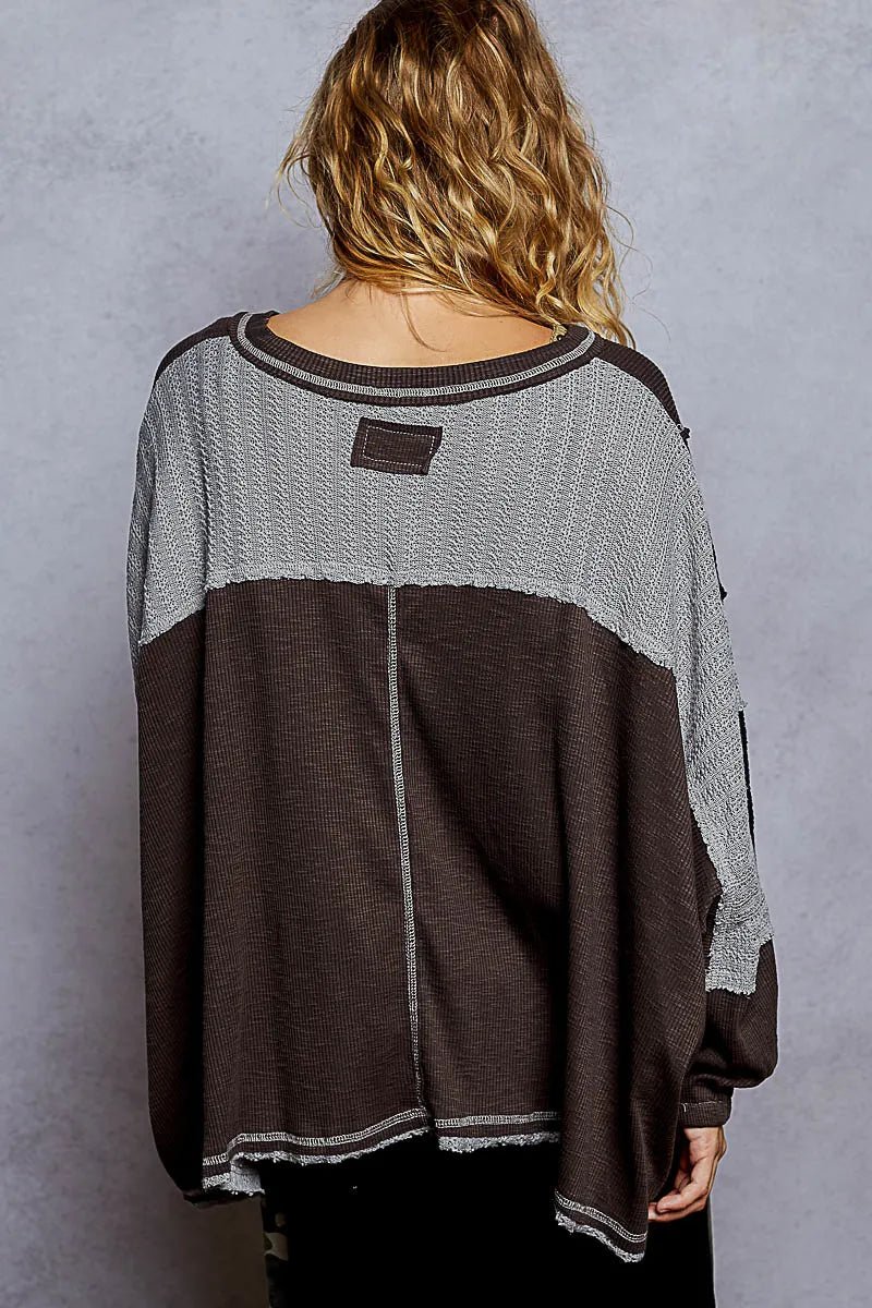 POL High - Low Hem Contrast Stitching V - Neck Top - JUST - JEN BOUTIQUE