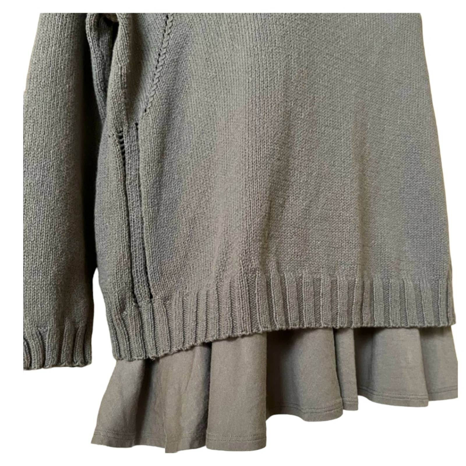 J.Jill Plus Size Graphite Gray Ruffle Bottom Split Back Sweater